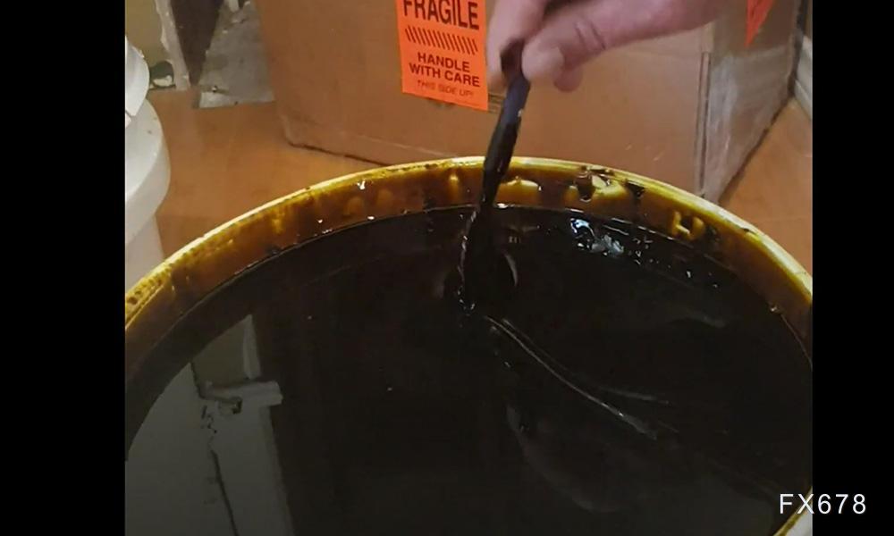 exness官网:和平协议预期降温，霍尔木兹海峡困局下WTI油价反弹